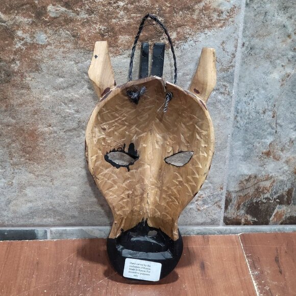 Hand Carved Wooden Giraffe Mask African Wall Decor - Picture 2 of 8